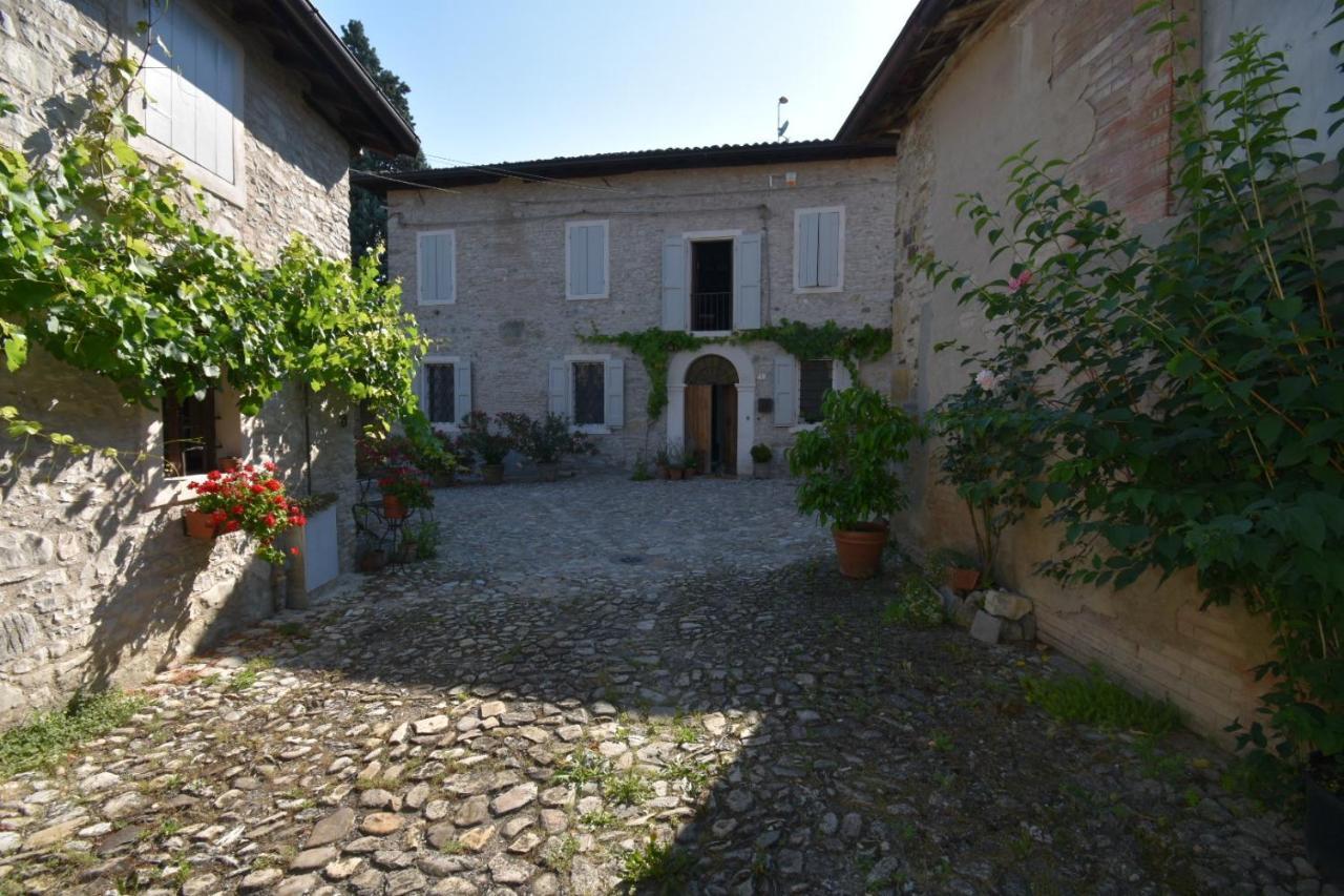 Locanda Sottolaluna Viano Buitenkant foto